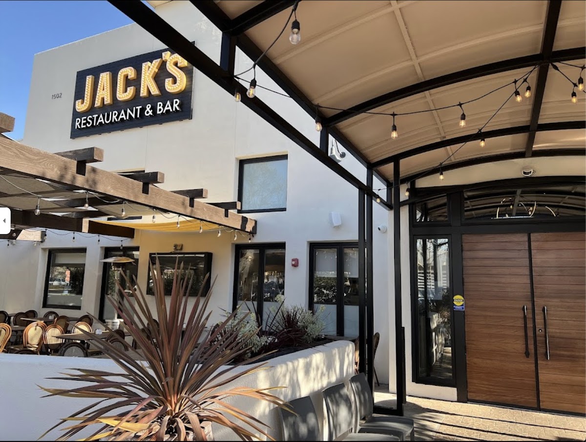 Jack's Restaurant & Bar